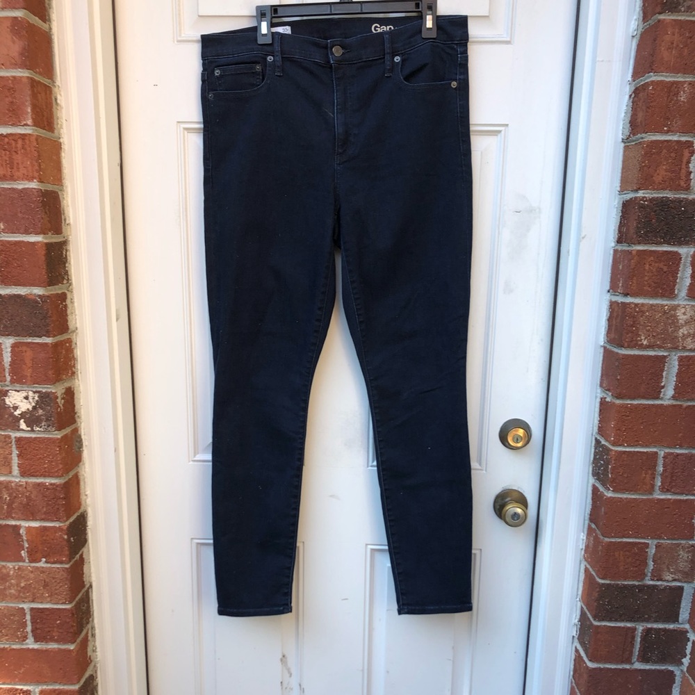 Gap Resolution Jeans - Picture 4 of 11